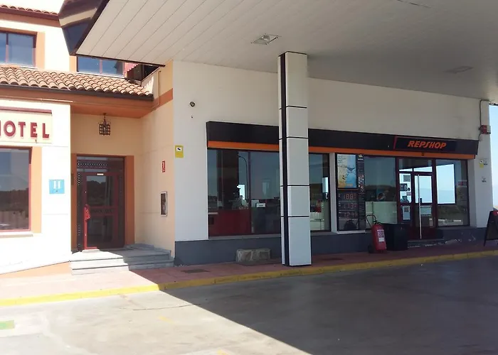 Area De Servicio Cerrillos, H-cc-651 Hotell Peraleda de la Mata